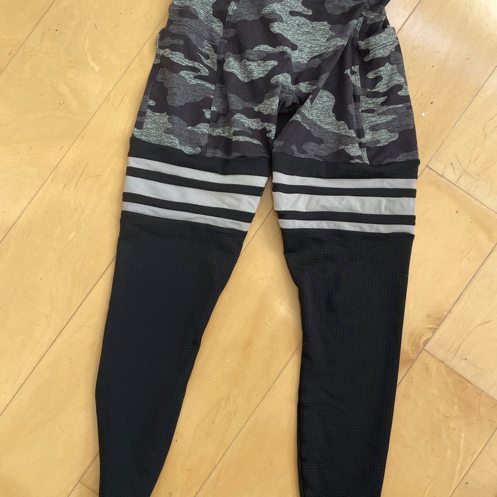 Bombshell leggings
